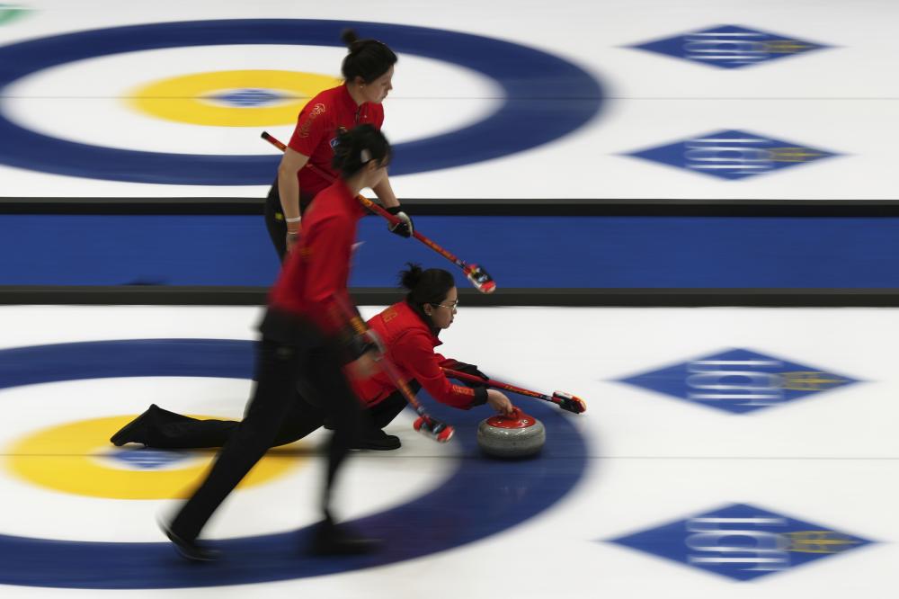 主优化词：塞维利亚客场几百强敌，表现出色